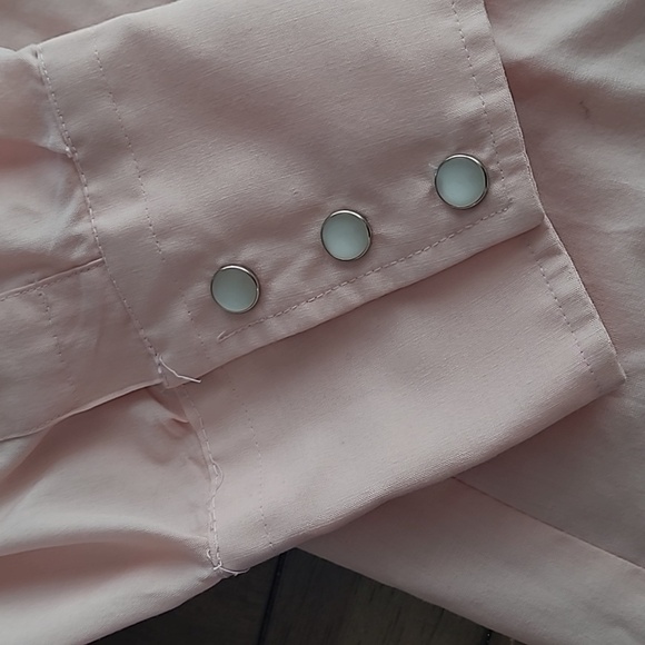 Karman Vintage Pink Embroidered Western Button Down Shirt size XL - Picture 4 of 5